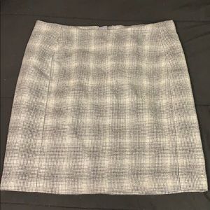 Plaid skirt (Never Worn)